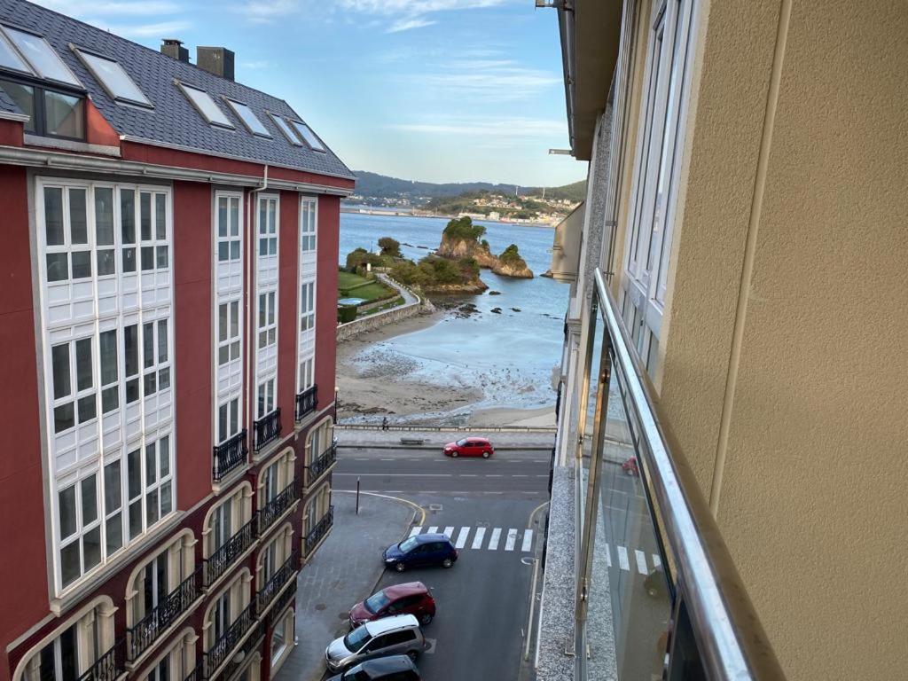Piso Vista Os Castelos Viveiro Esterno foto